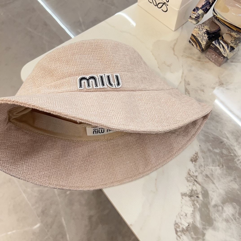 MIUMIU